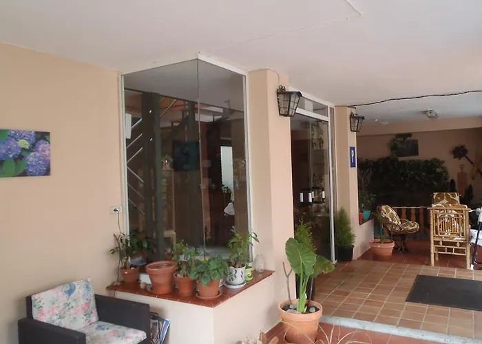 Pensjonat La Anjana Ojedo *