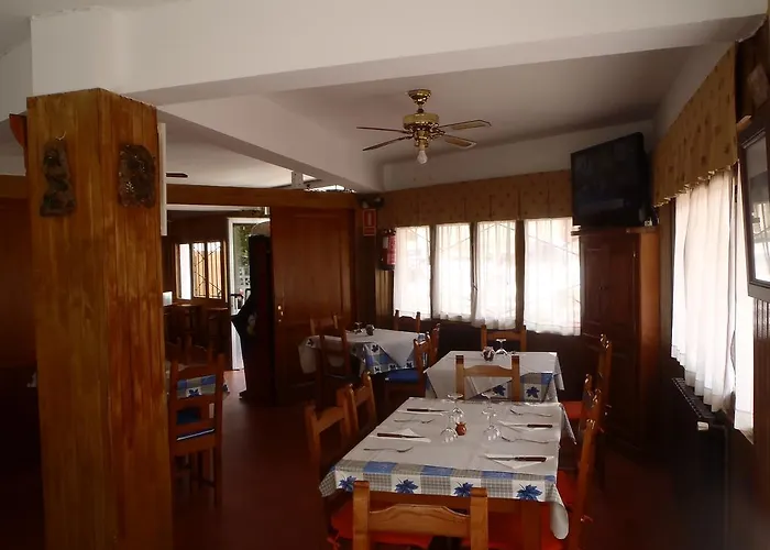 Pensjonat La Anjana Ojedo *