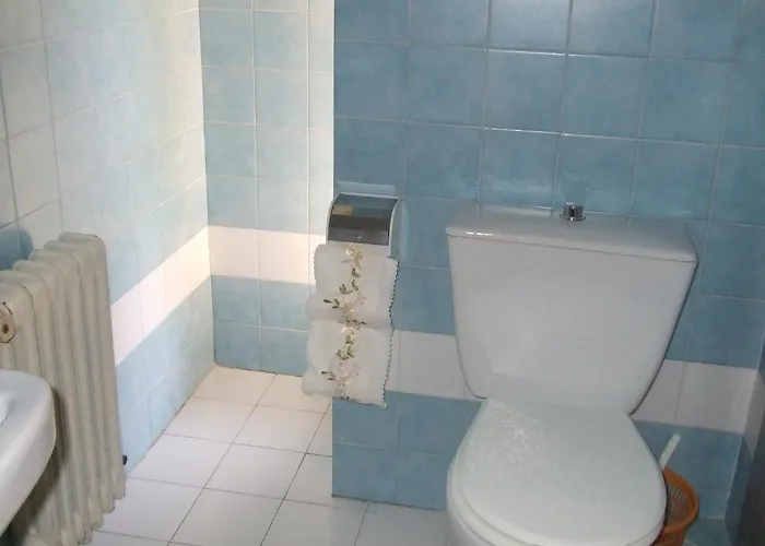 Pensjonat La Anjana Ojedo *